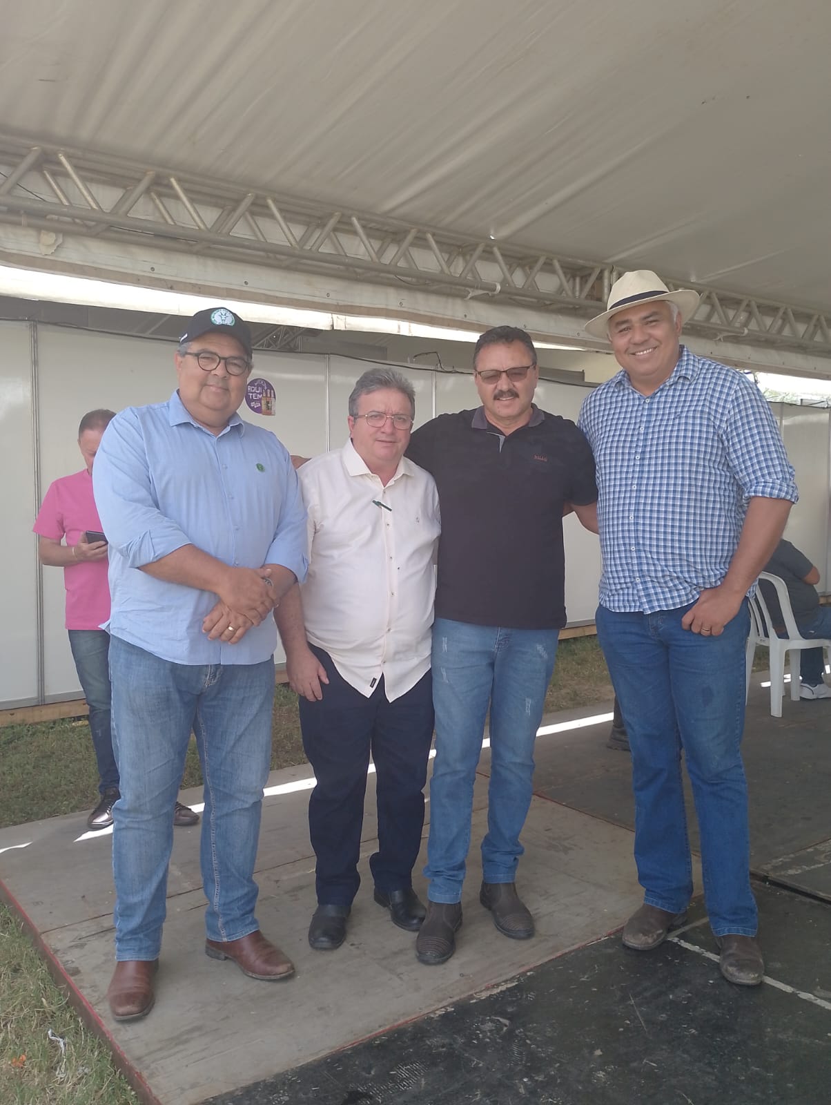 Secretário de Agricultura de Monteiro confirma intenção do governo do estado de realizar EXPOFEIRA com âmbito nacional, e solicita ajuda no combate à nova praga