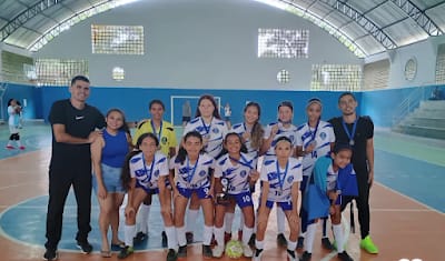 Escola Laura Alves da rede municipal conquista 3º lugar nos Jogos Escolares do estado no futsal feminino